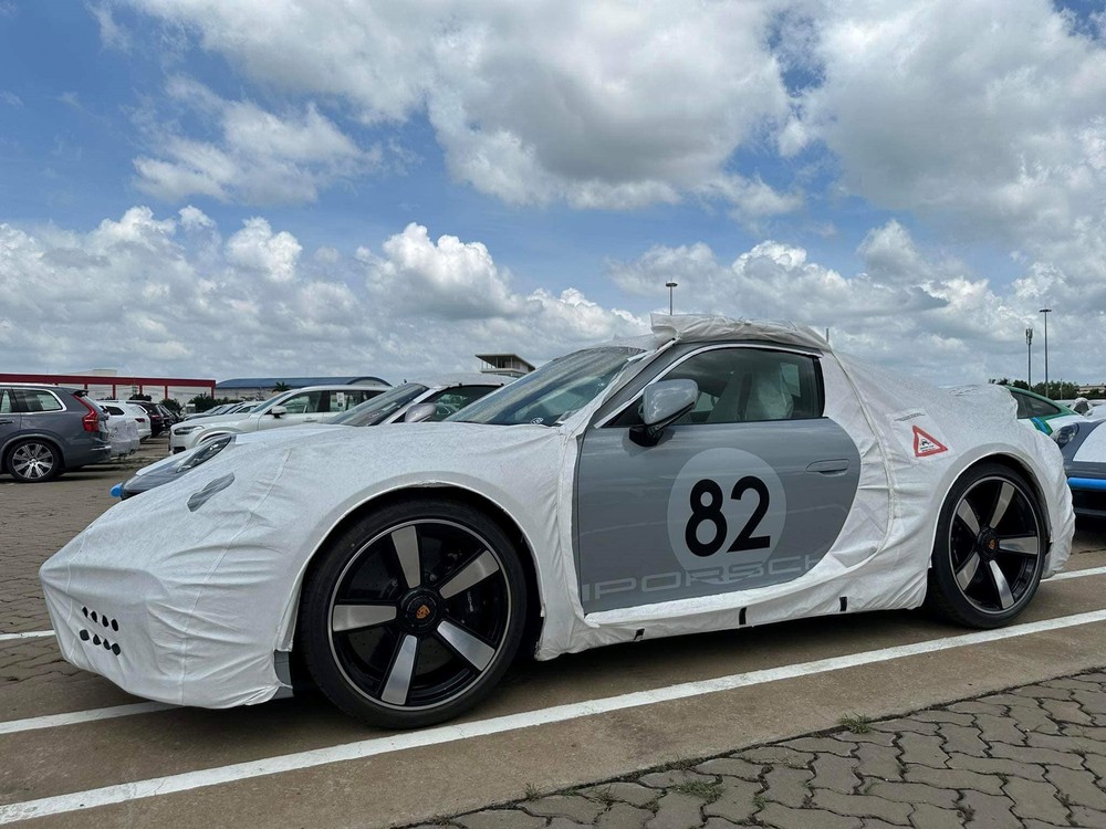 Fan gạ lấy Porsche 911 Sport Classic 2023 chưa bóc đem để đua, Cường Đô la khẳng định luôn không có cửa với Honda Civic Type R - Ảnh 5.
