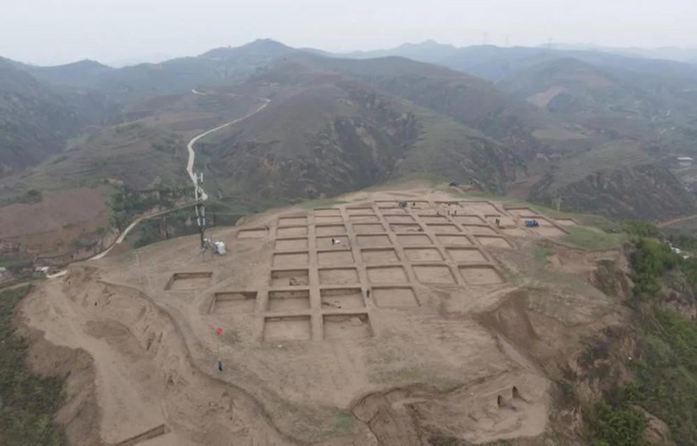 Trung Quốc: Phát hiện choáng ở nơi đào kho báu 80 năm chưa hết - Ảnh 4.