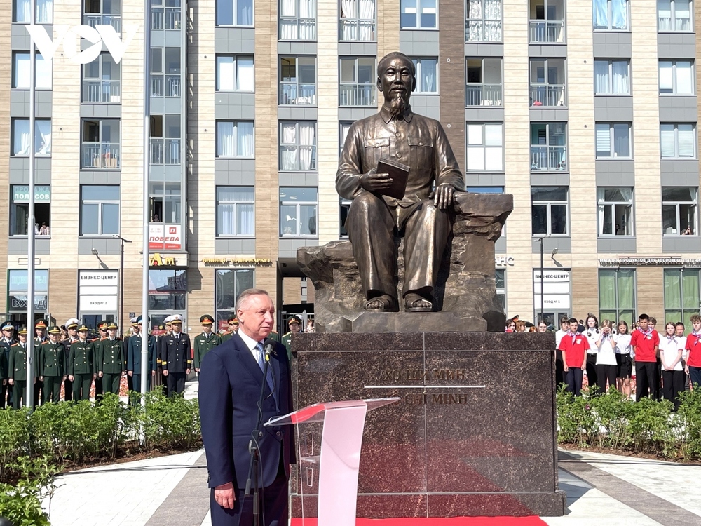 Khánh thành tượng đài Chủ tịch Hồ Chí Minh-mốc son mới cho quan hệ hai nước Việt-Nga - Ảnh 1.