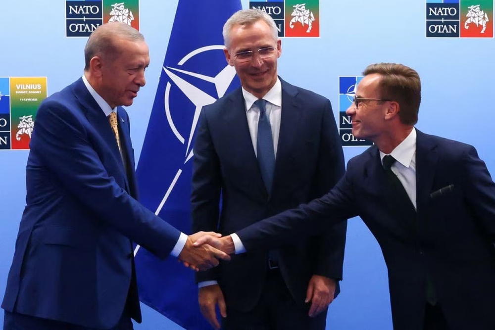 Tổng thống Thổ Nhĩ Kỳ chấp thuận để Thụy Điển gia nhập NATO - Ảnh 1.