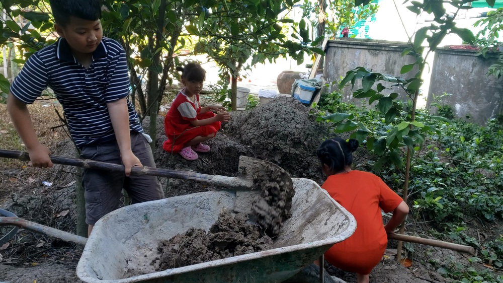 Không cho con tiền khi làm việc nhà, ông bố Nha Trang sử dụng một cách khác đơn giản mà cực hiệu quả - Ảnh 5.