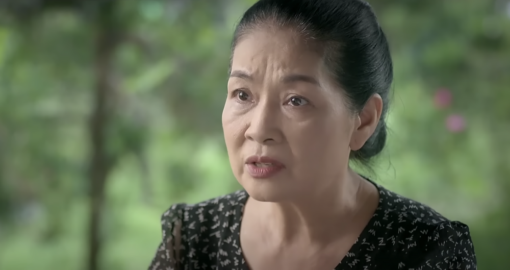 Cuộc sống đời thực viên mãn của người đàn bà đau khổ trên màn ảnh Việt - Ảnh 2.