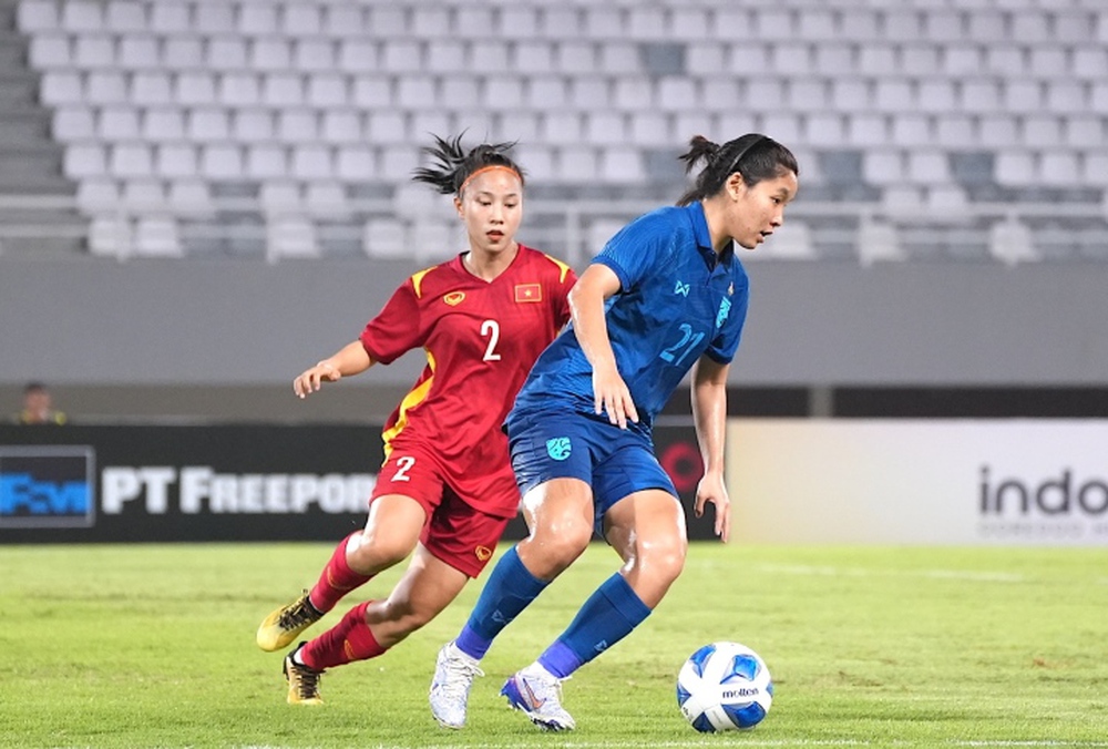 U19 nữ Việt Nam thua sát nút U19 nữ Thái Lan - Ảnh 1.