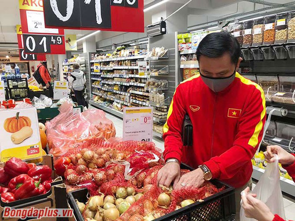 Lo bữa ăn cho các đội tuyển tại World Cup - Ảnh 2.