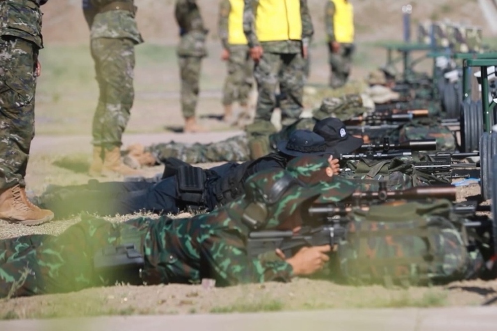 Hình ảnh xạ thủ Việt Nam giành giải ba trong cuộc thi bắn tỉa ở Trung Quốc - Ảnh 3.