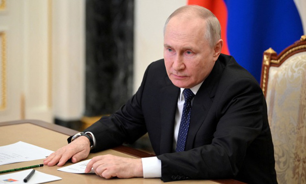Tổng thống Vladimir Putin thề đáp trả vụ nổ cầu Crimea, Mỹ bám sát tình hình - Ảnh 2.