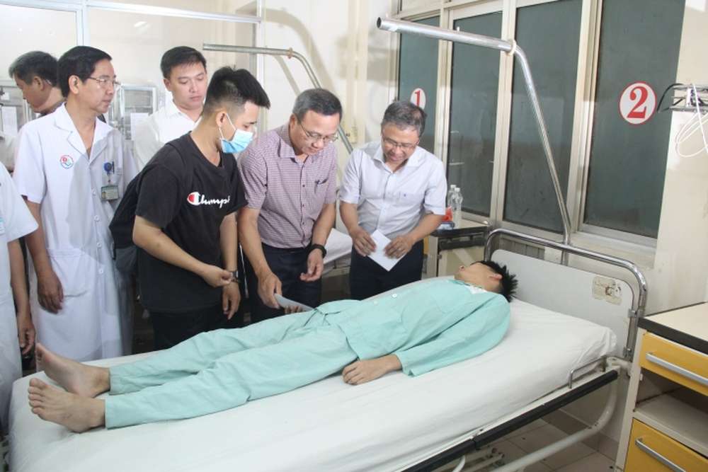 Lật xe 4 người chết ở Khánh Hòa: Yêu cầu điều tra rõ nguyên nhân - Ảnh 1.