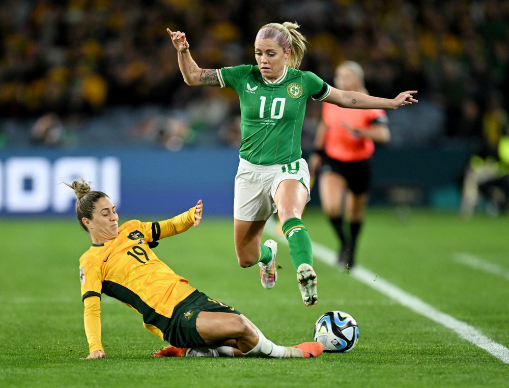 Trực tiếp ĐT nữ Australia 0-0 ĐT nữ CH Ireland: Chủ nhà lấn lướt - Ảnh 1.