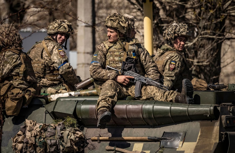 Ukraine trước nguy cơ “đắp chiếu” hàng loạt vũ khí phương Tây cung cấp - Ảnh 1.