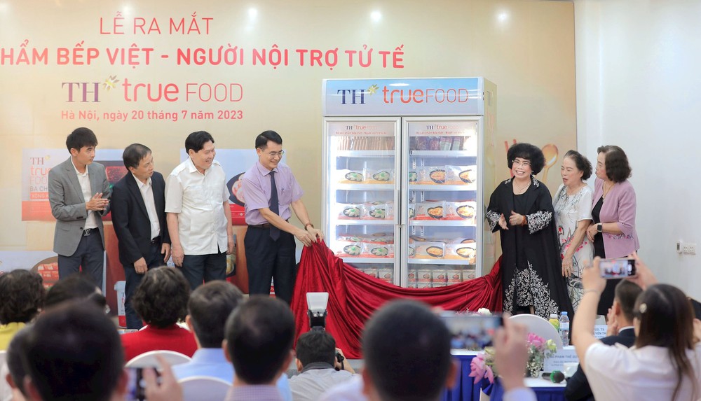 Chính thức ra mắt bộ sản phẩm thực phẩm chế biến TH true FOOD bếp Việt - Người nội trợ tử tế - Ảnh 1.