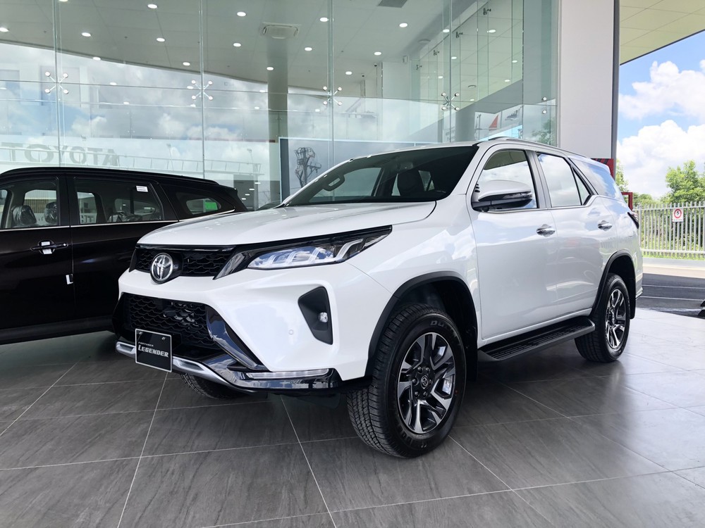 Toyota Fortuner 2023 ra mắt tháng sau: Mạnh hơn, tiện nghi hơn, nâng cấp lần cuối trước khi lên đời - Ảnh 3.