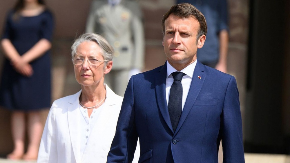 Pháp thay thế 11 bộ trưởng trong chính phủ - Ảnh 1.