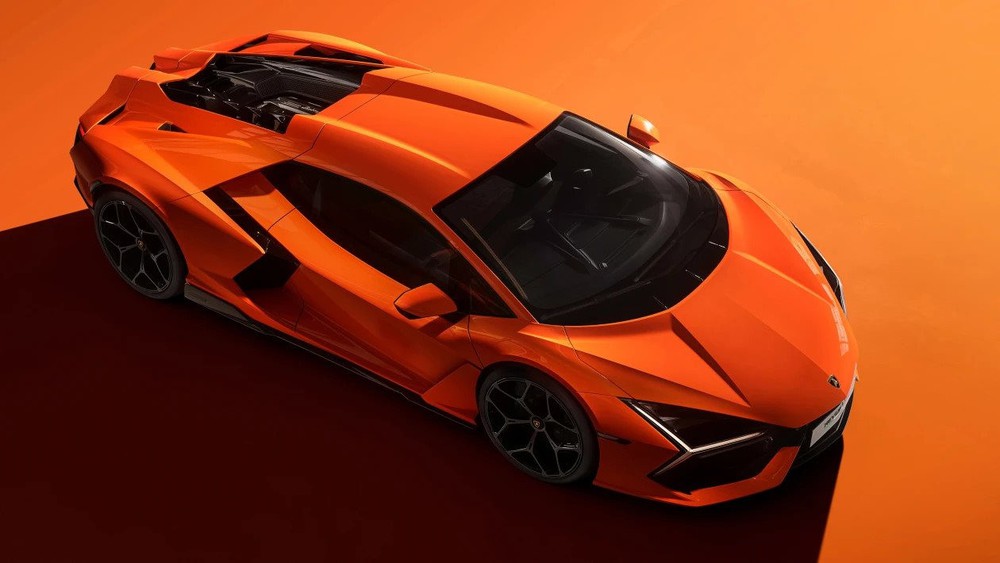 Siêu xe 21 tỷ đồng của Lamborghini có gì hot mà cháy hàng đến hết năm 2025, người giàu đến mấy cũng phải tranh nhau xếp hàng?