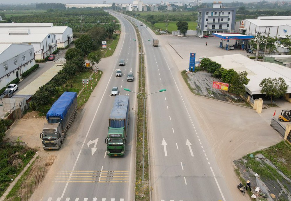 Hưng Yên chi hơn 9.000 tỉ làm đường qua 4 huyện dọc sông Hồng - Ảnh 1.