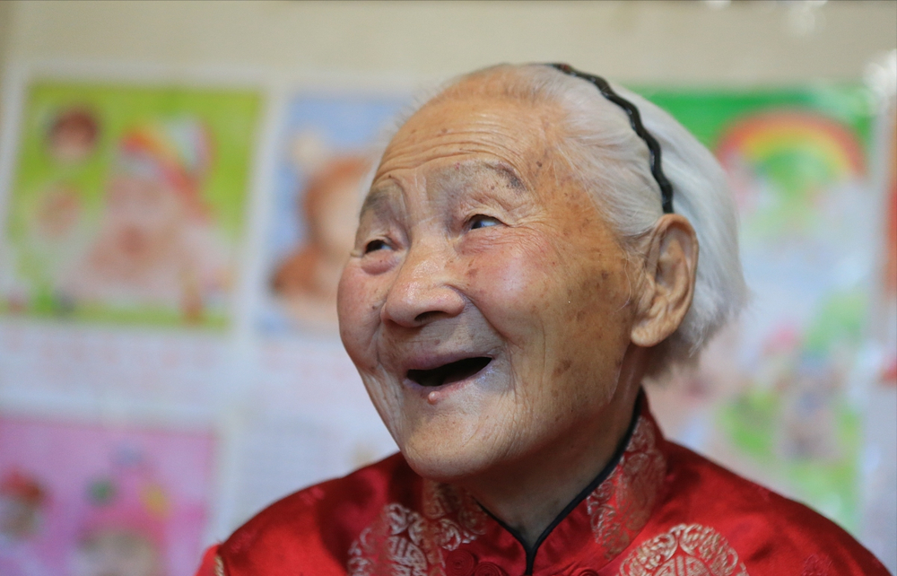 Cụ bà 107 tuổi xương khớp trẻ như người 50, bí quyết chỉ liên quan đến đúng 2 từ - Ảnh 1.