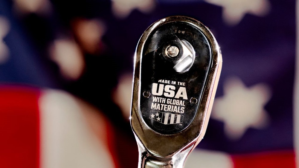 Chuyện khó tin: Nhà máy sản xuất dụng cụ lớn nhất nước Mỹ không thể làm ra 1 chiếc cờ lê ngay trên đất Mỹ - Ảnh 1.