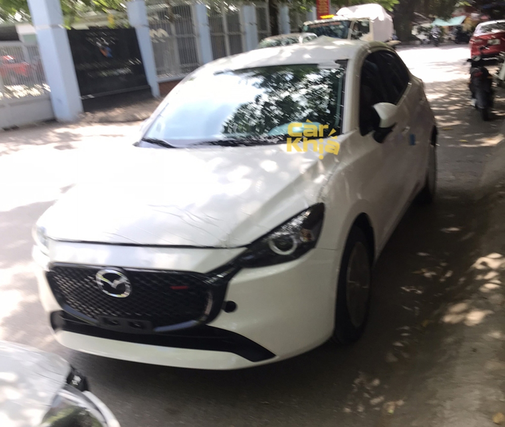 Mazda2 2023 đã về Việt Nam: Thêm bản thể thao kiểu CX-5, có thể sắp ra mắt vì bản cũ đang giảm giá rất mạnh - Ảnh 4.