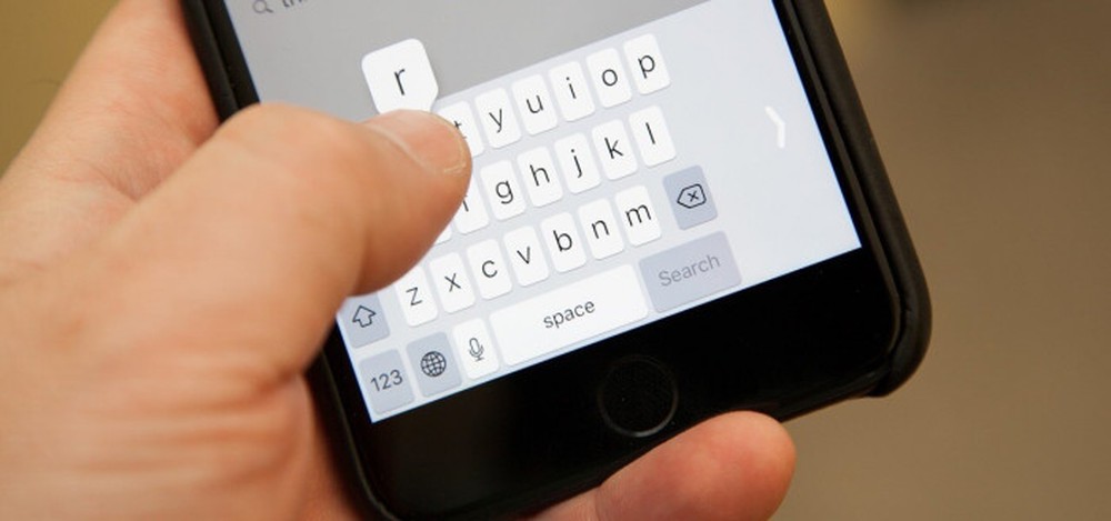 Gõ văn bản trên iPhone quá chậm, loạt mẹo nhỏ này có thể giúp bạn tăng tốc - Ảnh 1.