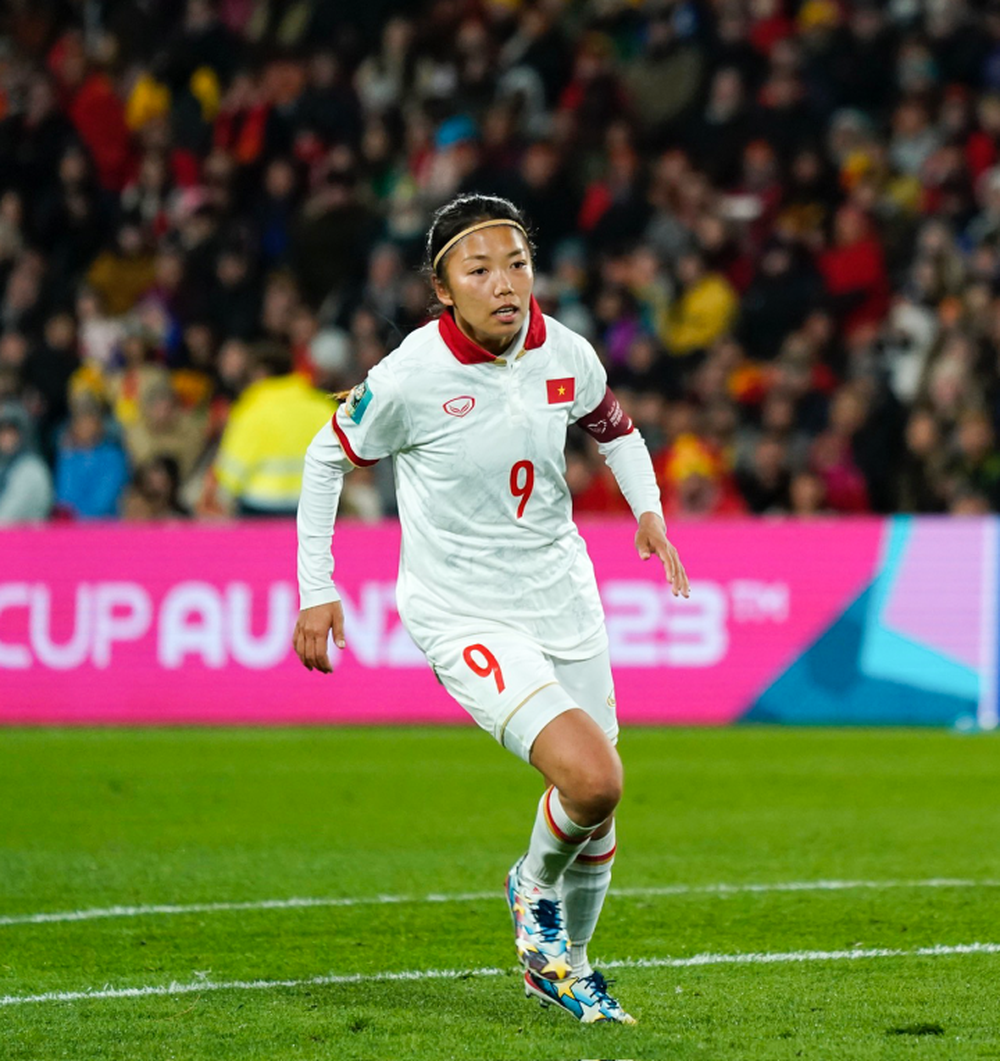 Huỳnh Như: Nghĩ về quê hương, tự tin chơi ở đấu trường World Cup - Ảnh 2.