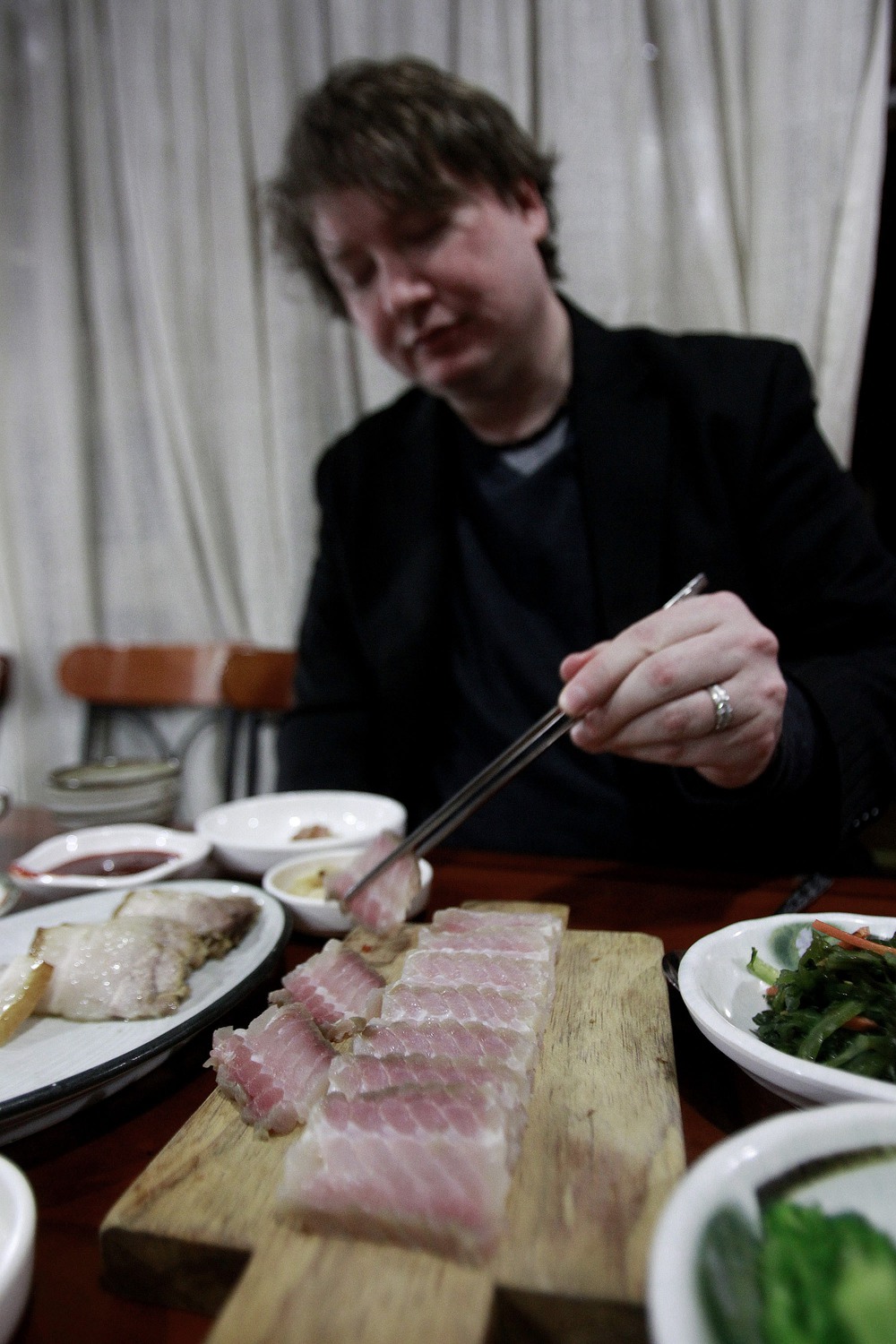 Món ăn được mệnh danh là kinh dị nhất Hàn Quốc: Người ăn nhận xét có mùi như toilet, phải bịt miệng khi dùng lần đầu - Ảnh 5.