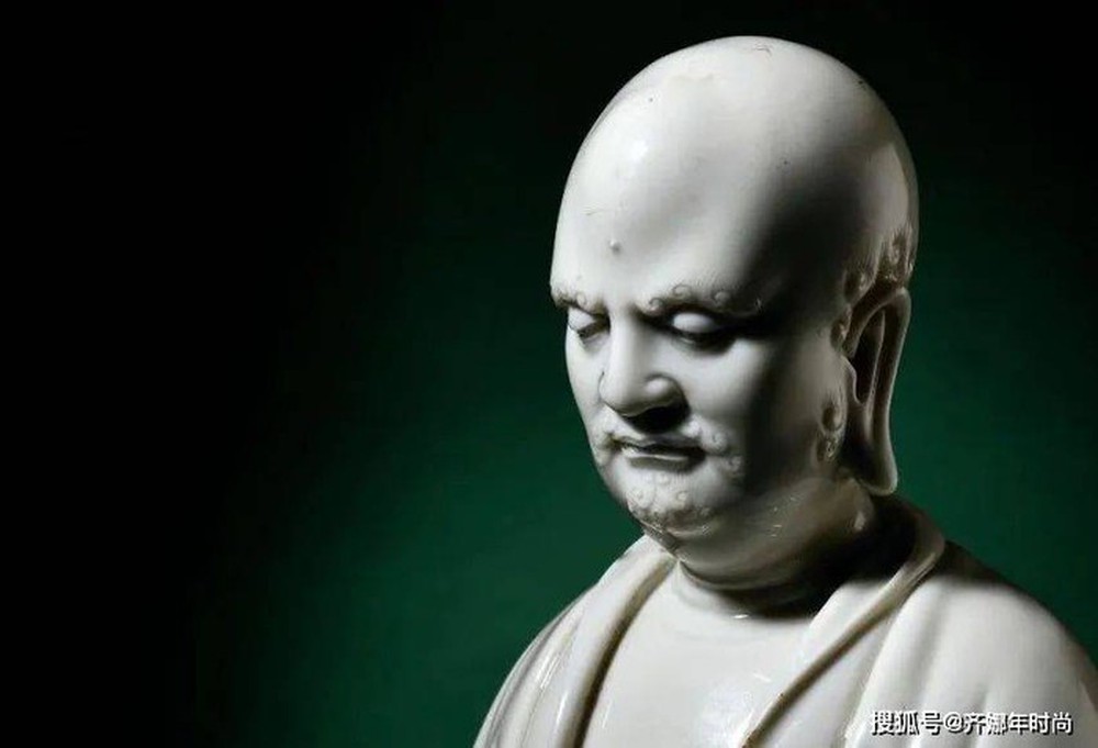 Tình cờ mua bức tượng cũ với giá 1,3 triệu đồng, người đàn ông không ngờ bán được giá gấp 30.000 lần - Ảnh 4.