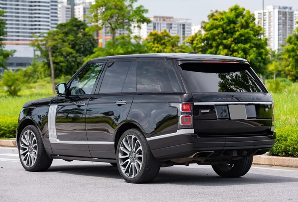 Range Rover Autobiography bán lại rẻ hơn GLC 2023: Người bán khẳng định xe 'siêu mới' dù đã đi hơn 70.000 km