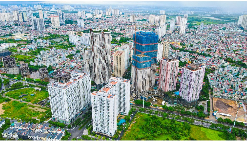 Giá thuê chung cư ở Hà Nội liên tục tăng cao: Khách thuê ngậm ngùi “xách balo và đi” - Ảnh 1.