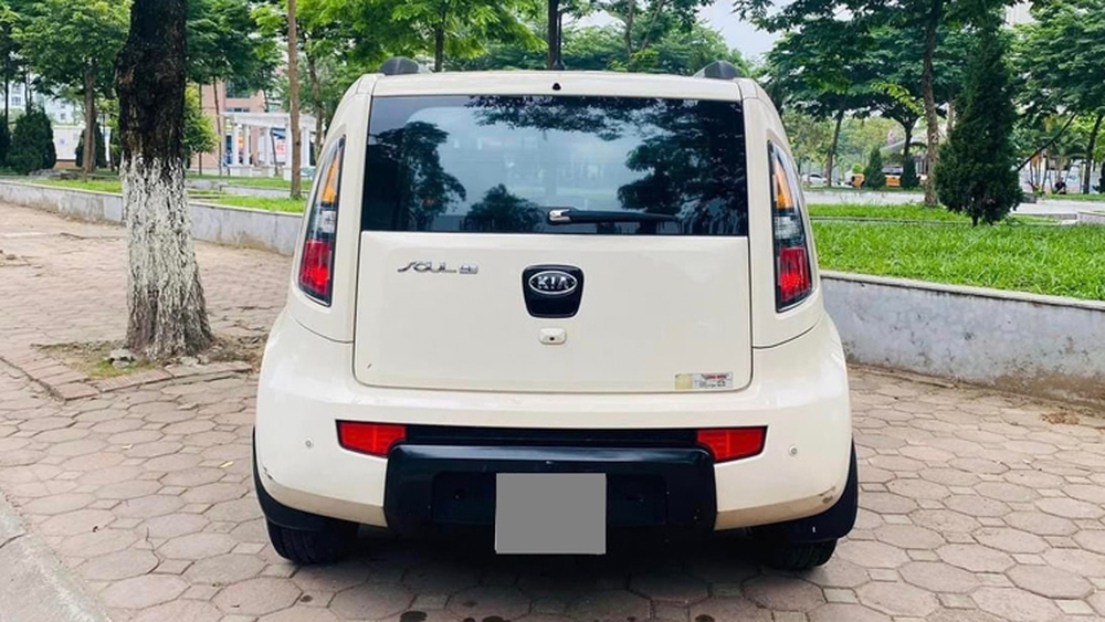 Có 300 triệu, mua Wuling HongGuang MiniEV mới hay chọn chiếc Kia 14 năm tuổi này? - Ảnh 6.