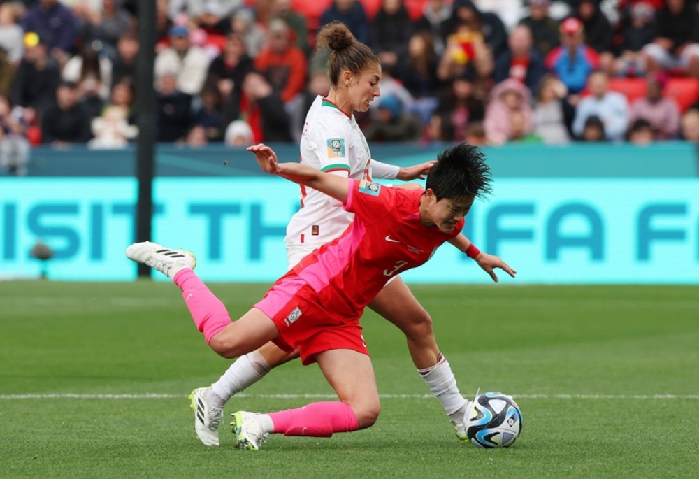 Thua đội lần đầu tiên dự World Cup nữ, Hàn Quốc khó qua vòng bảng - Ảnh 2.