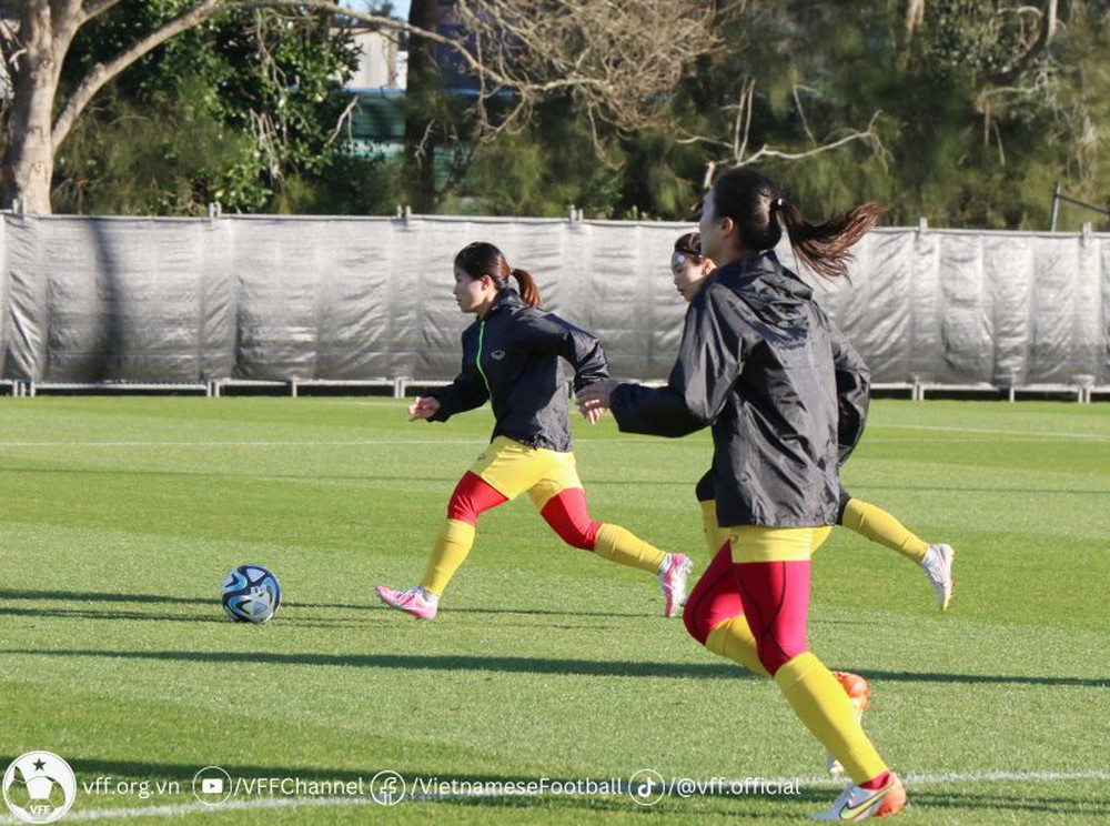 HLV Mai Đức Chung nhắc đội tuyển nữ Việt Nam điều quan trọng trước trận đấu với đội tuyển Hà Lan - Ảnh 2.