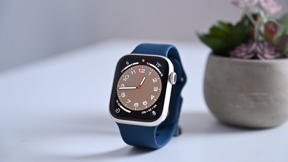 Samsung Galaxy Watch 6 so với Apple Watch Series 8: Samsung hay Apple?