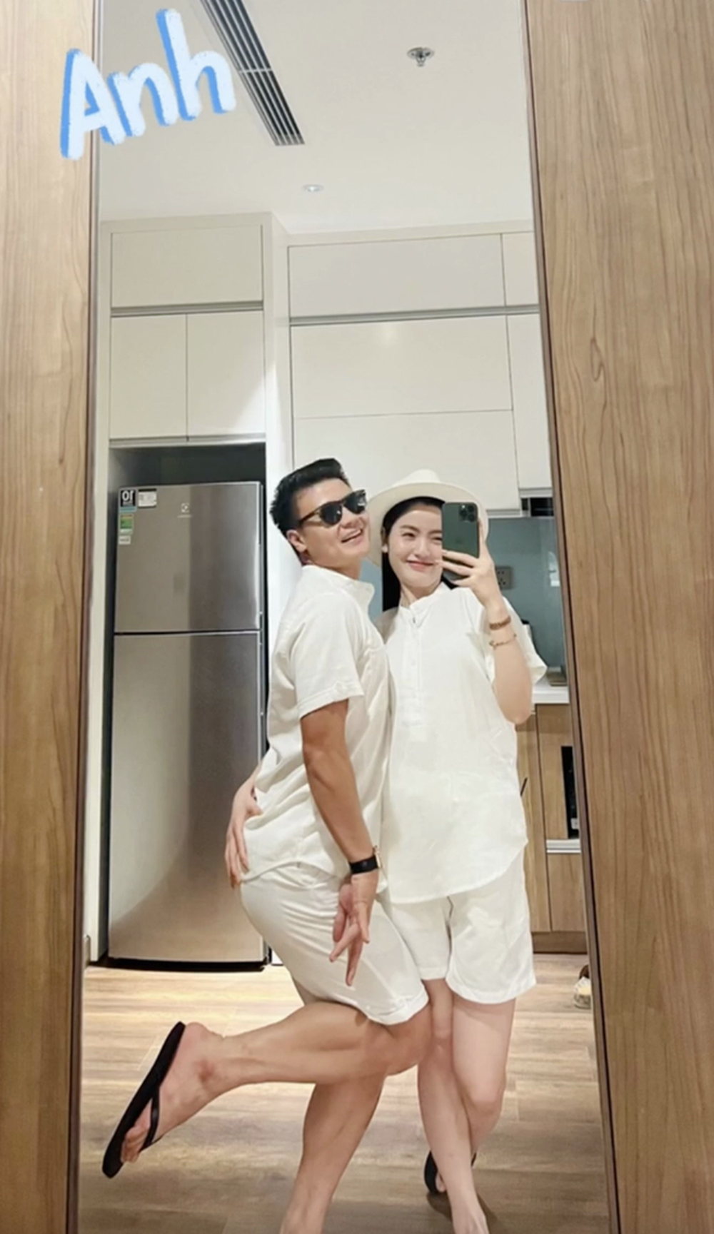 Thái độ của Quang Hải khi bạn gái bị tố “ngáo” quyền lực