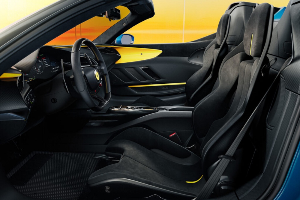 Hardcore SF90 XX mẫu xe đua hợp pháp trên đường đầu tiên của Ferrari