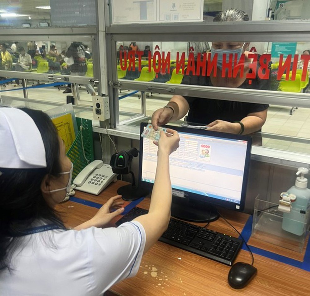 TP HCM: Không để người bệnh có thẻ BHYT phải mua thuốc bên ngoài