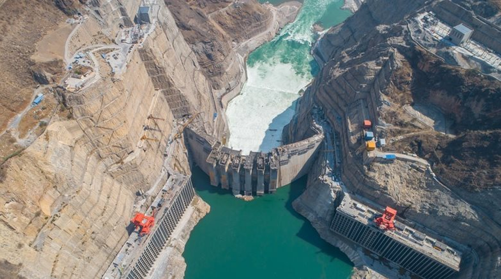 Trung Quốc sở hữu một siêu đập thủy điện ‘khổng lồ’: Chi phí xây lên tới 440 nghìn tỷ, sức chứa 7,4 tỷ mét khối nước, độ cao đập Tam Hiệp còn ‘thua xa’ - Ảnh 1.
