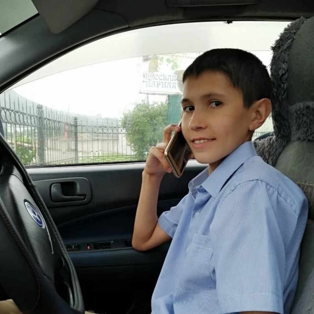 Cuộc sống của người đ&agrave;n &ocirc;ng 35 tuổi lu&ocirc;n bị nhầm l&agrave; cậu b&eacute; 14 tuổi - Ảnh 2.