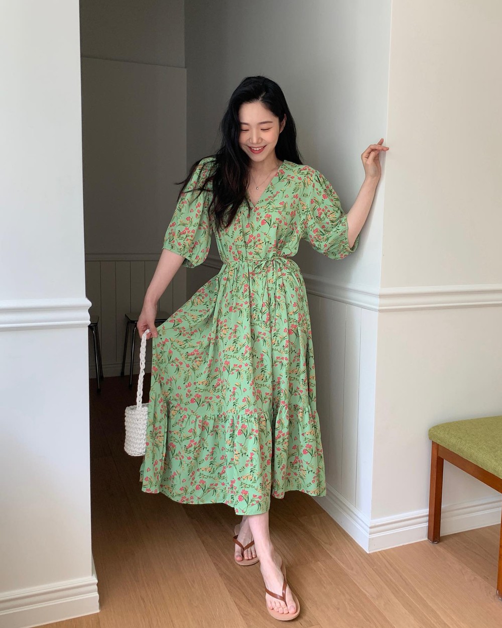 5 kiểu giày dép giúp trẻ hóa phong cách - Ảnh 3.