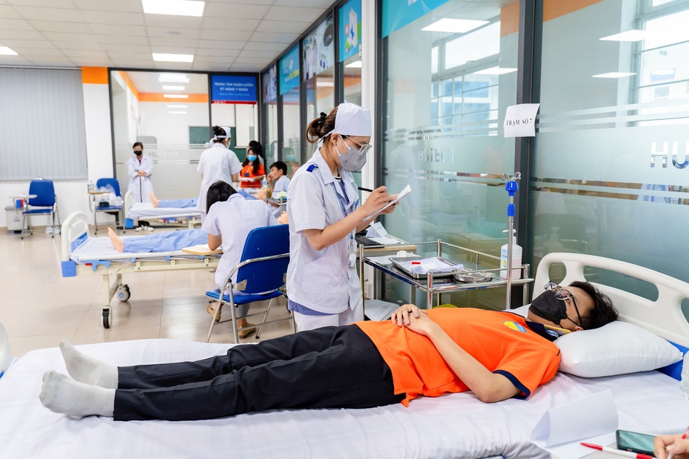 4 trường Đại học phía Nam có doanh thu trên nghìn tỷ đồng: Một trường dẫn đầu cả nước, thu về 4,8 tỷ đồng/ngày, học phí có thể lên đến gần 100 triệu đồng/học kì - Ảnh 17.