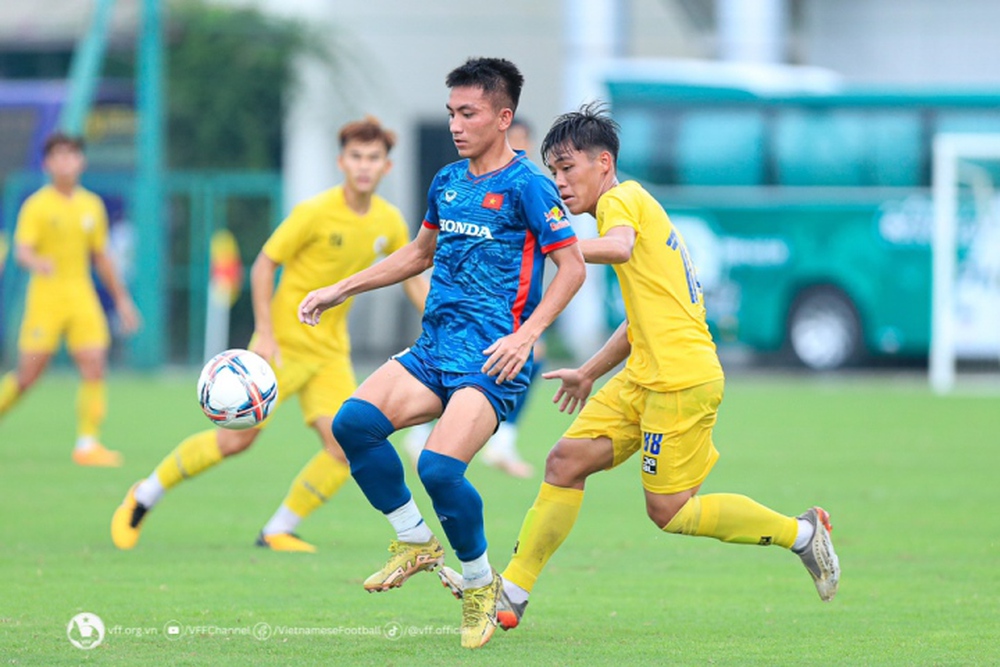 U23 Việt Nam hòa U21 Hà Nội - Ảnh 1.