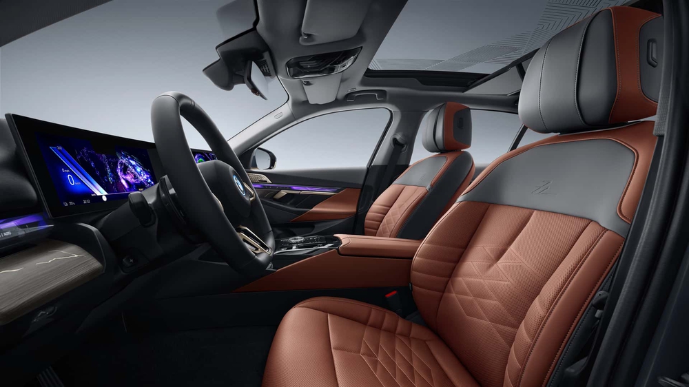 BMW 5-Series có bản mới đẳng cấp cho Chủ tịch: Ghế sau rộng hơn, màn hình to như TV gắn trần - Ảnh 6.