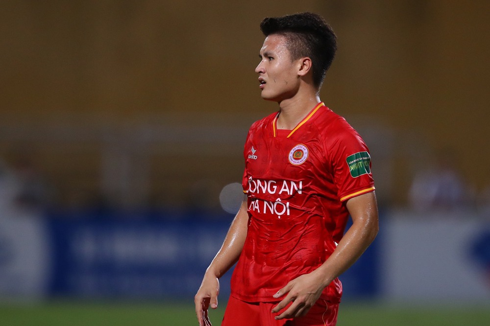 Ngôi đầu V.League thay đổi lớn, tân binh “đại gia” sẽ hụt hơi trong cuộc đua vô địch?