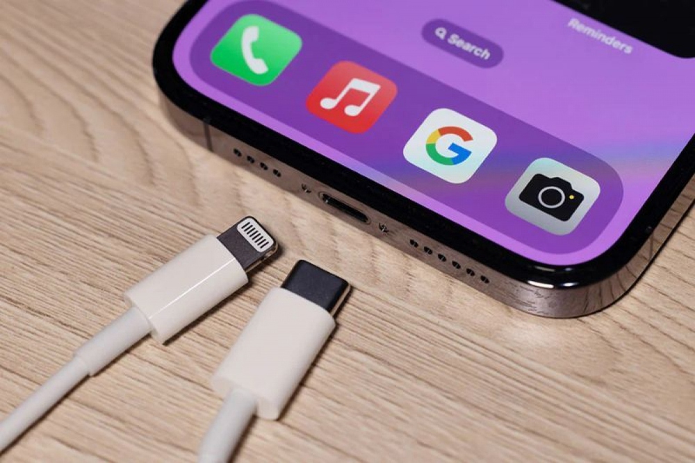 Apple sắp giới thiệu iPhone 14 mới dùng USB-C? - Ảnh 2.