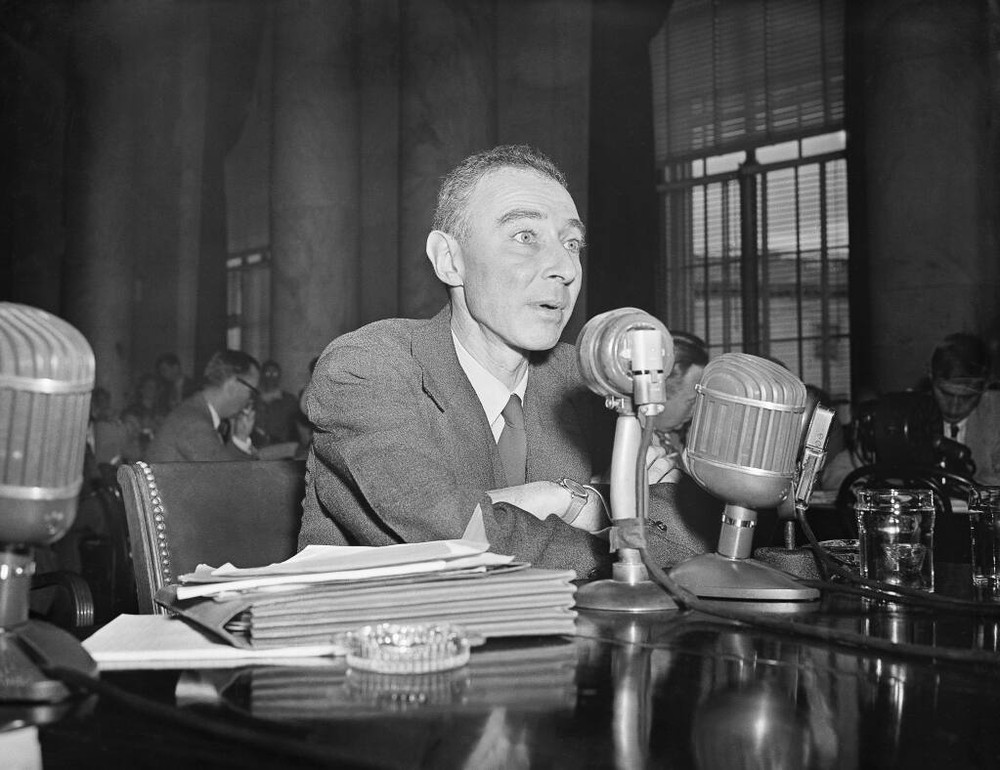 6 sự thật ít biết về J. Robert Oppenheimer - cha đẻ của bom nguyên tử - Ảnh 6.