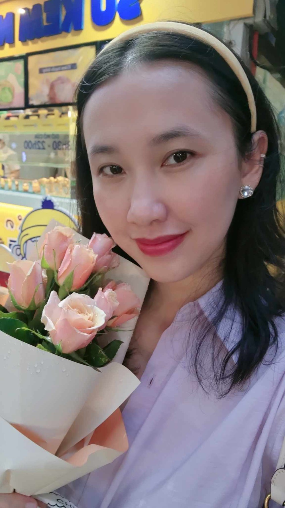 Nghiên cứu sinh Tiến sĩ Khúc xạ nhãn khoa, giảng viên ĐH Y Hà Nội: Lấy chồng, không phải đánh đổi điều gì