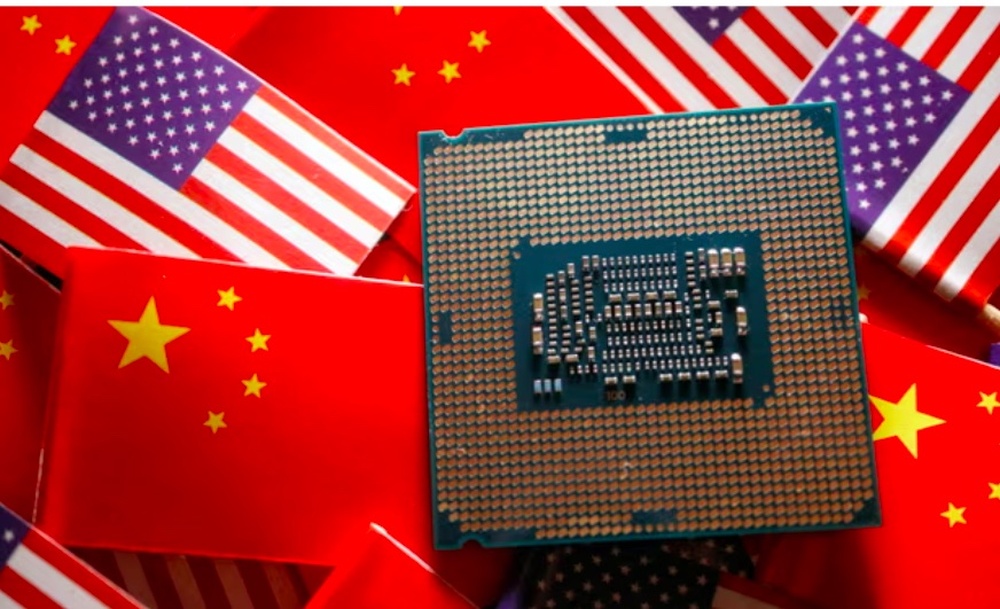 Nóng trong tuần: Số ca COVID-19 tăng mạnh do biến thể phụ mới; Mỹ cấm đầu tư vào công nghệ cao tại Trung Quốc - Ảnh 4.