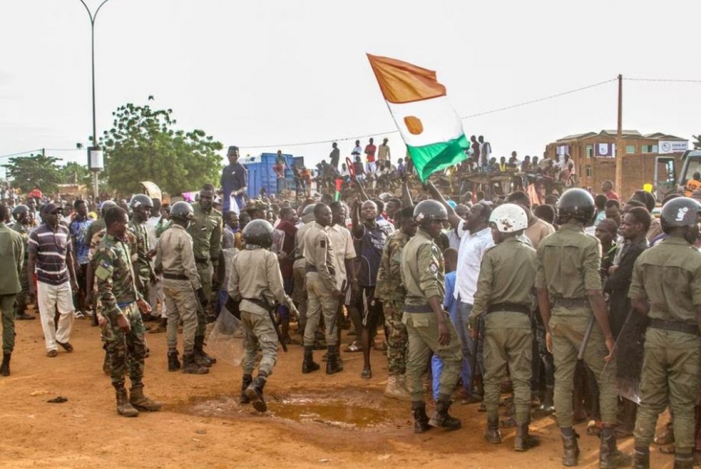 Căng thẳng leo thang khi các nước Tây Phi tính đưa quân can thiệp vào Niger - Ảnh 1.