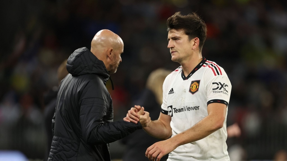 HLV Erik Ten Hag “nhắc khéo” Maguire cần sớm rời MU - Ảnh 1.