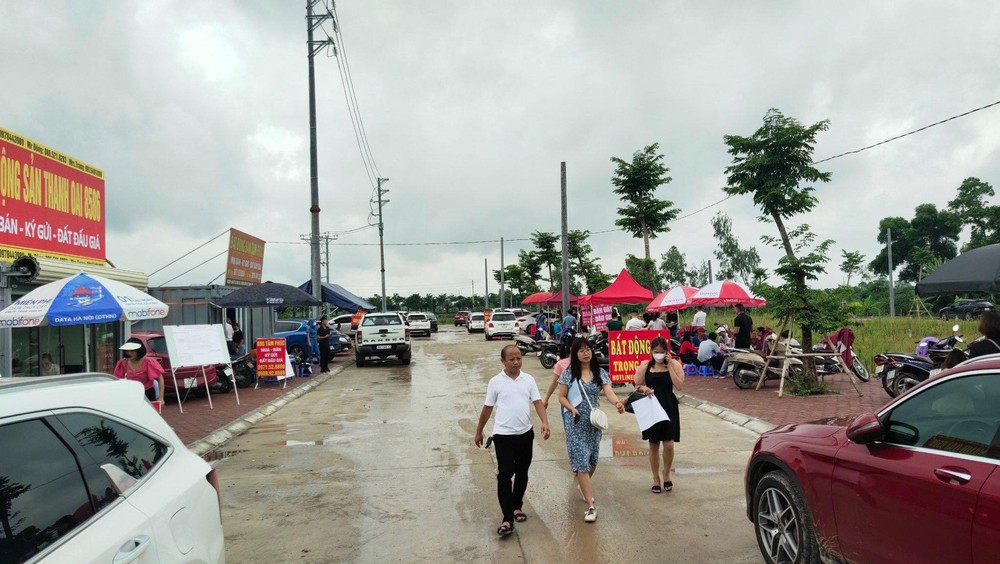 Hết đường mua bán bất động sản hai giá khi thành lập sàn giao dịch quyền sử dụng đất - Ảnh 1.