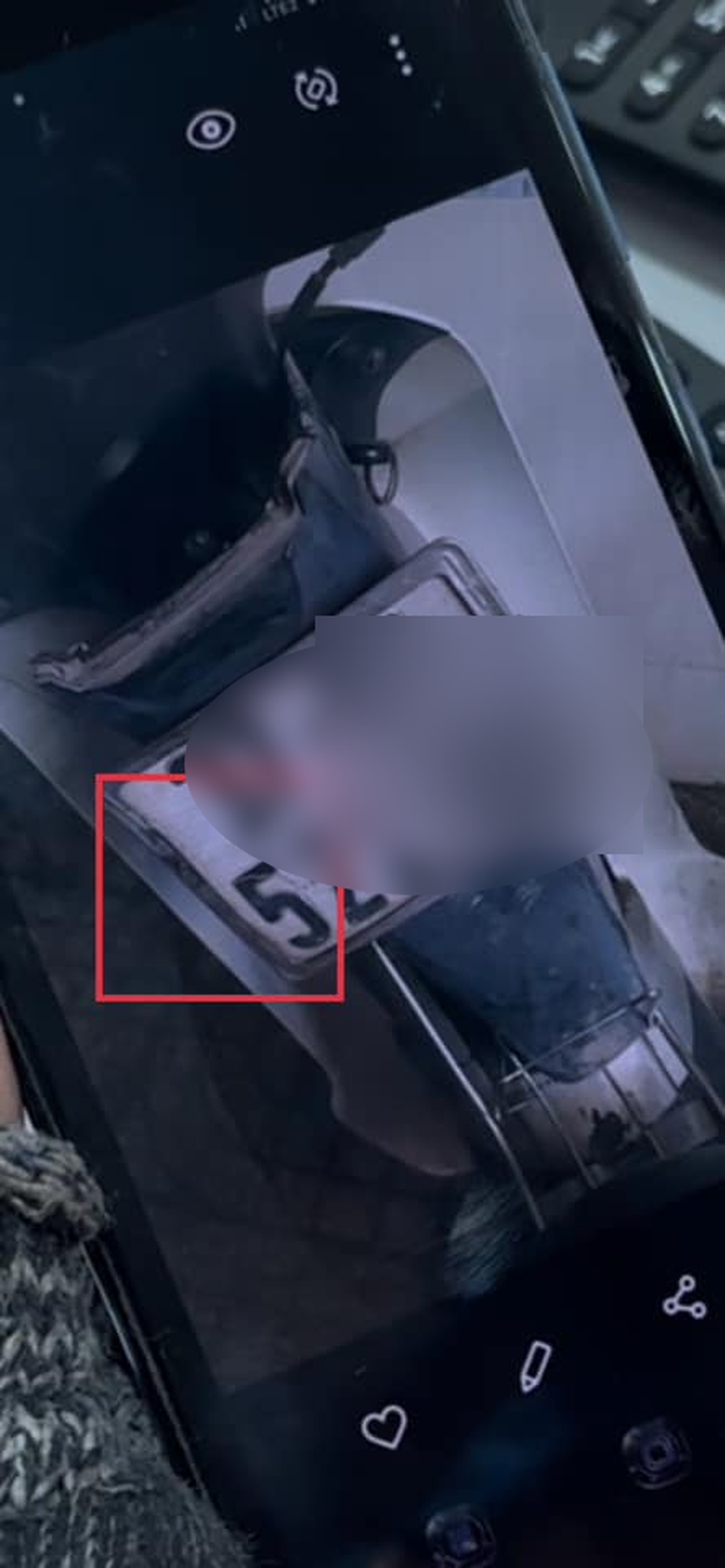 Vụ tông vào xe Porsche: Nam shipper xin trích xuất camera sau tai nạn