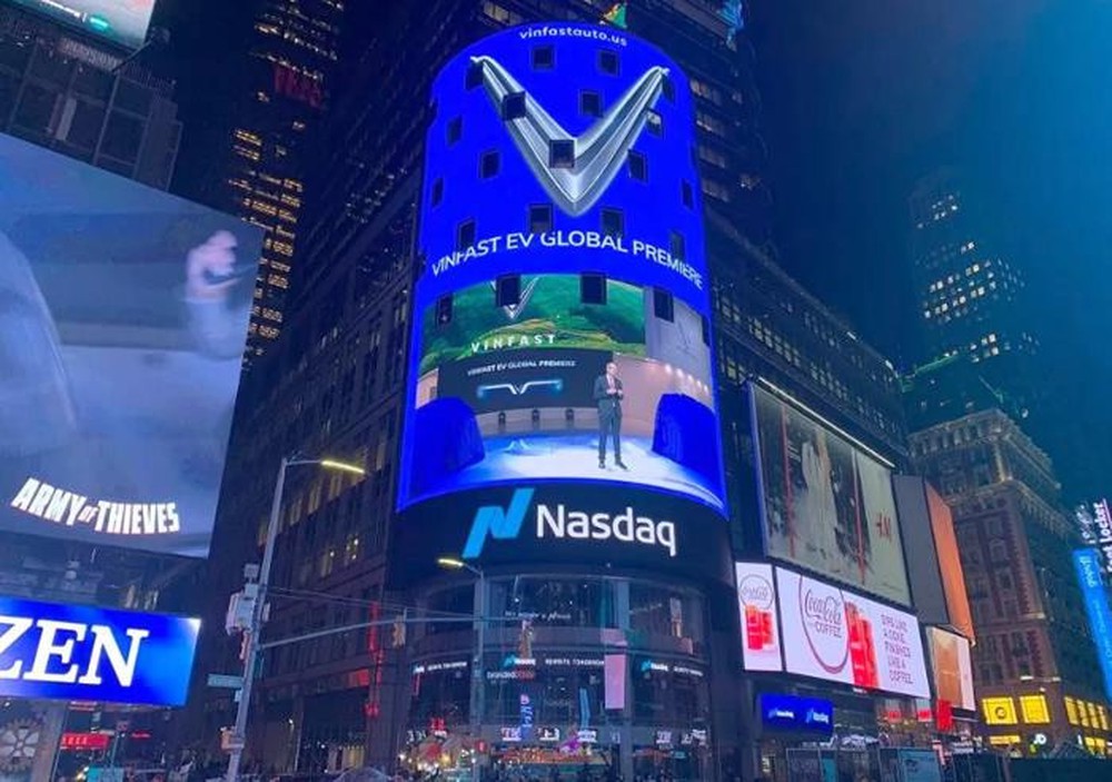 VinFast chính thức niêm yết trên Nasdaq Global Select Market, giá trị vốn hoá hơn 23 tỷ USD - Ảnh 1. VinFast chính thức niêm yết trên Nasdaq Global Select Market, giá trị vốn hoá hơn 23 tỷ USD - Ảnh 1.